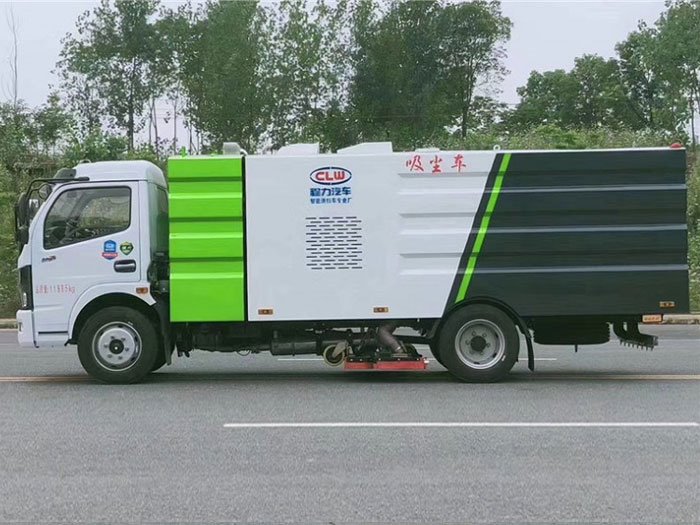 國六東風(fēng)大多利卡8方吸塵車-1.5水/6塵