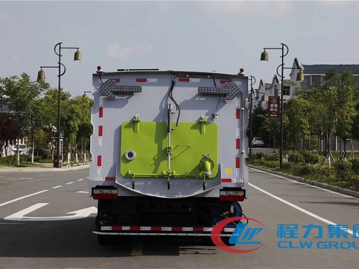 國(guó)六東風(fēng)大多利卡9方洗掃車-4水/5塵