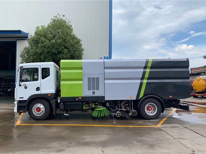 國六東風D9 16方洗掃車-9水/7塵