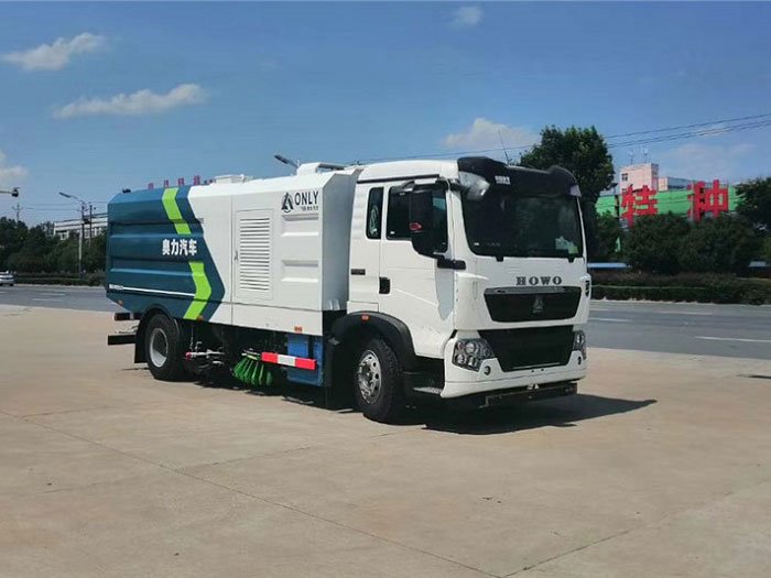 國六重汽T5G 16方洗掃車-9水/7塵