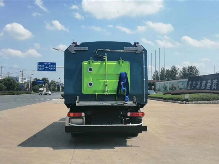 國六重汽T5G 16方洗掃車-9水/7塵