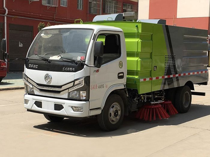 國六東風(fēng)多利卡5噸掃路車-1.5水/4塵
