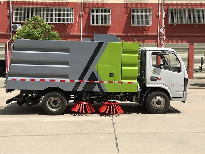 國六東風(fēng)多利卡5噸掃路車-1.5水/4塵