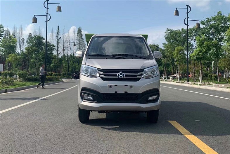 國(guó)六長(zhǎng)安3方無泄漏壓縮垃圾車
