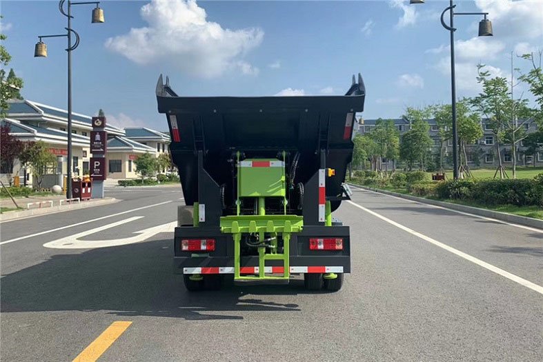 國(guó)六長(zhǎng)安3方無泄漏壓縮垃圾車