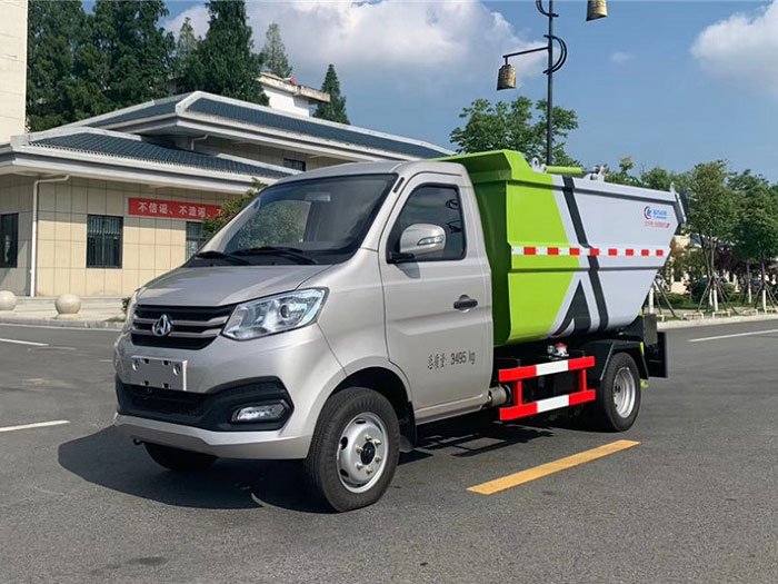國(guó)六長(zhǎng)安3方無泄漏壓縮垃圾車