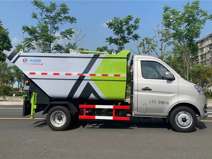 國(guó)六長(zhǎng)安3方無泄漏壓縮垃圾車