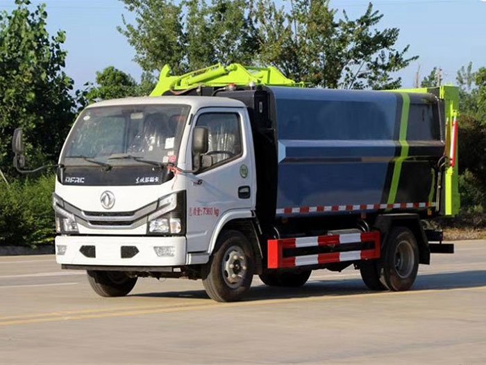 東風(fēng)小多利卡6方側(cè)裝壓縮垃圾車