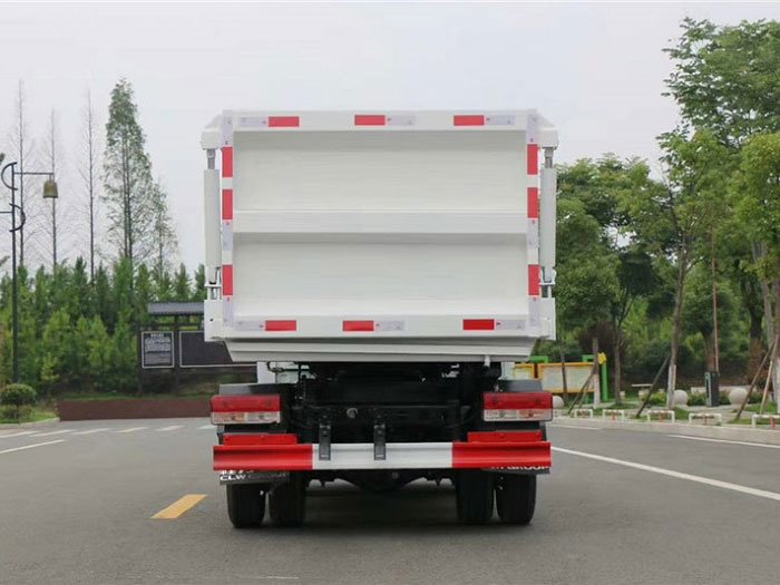 國六東風(fēng)途逸藍(lán)牌4方側(cè)裝壓縮垃圾車