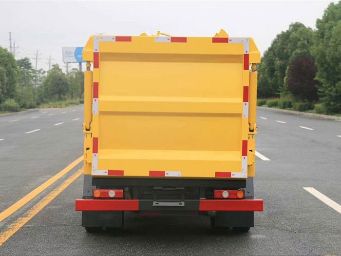 國六凱馬5方側(cè)裝壓縮垃圾車