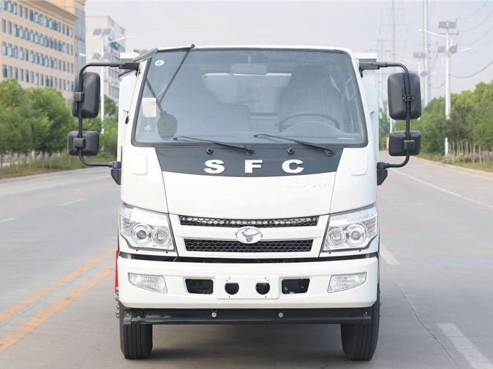 國(guó)六時(shí)風(fēng) 8-10方對(duì)接垃圾車