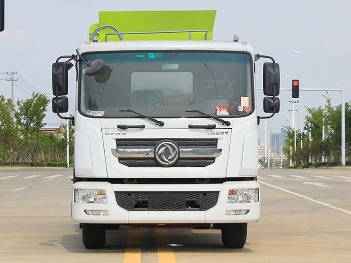 圓罐國六東風D9多利卡9.5方餐廚垃圾車