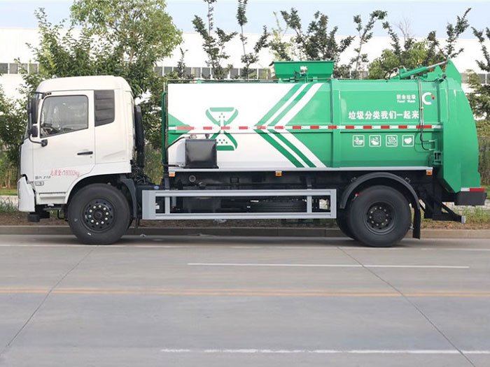 國六東風天錦10-12方餐廚廂式垃圾車
