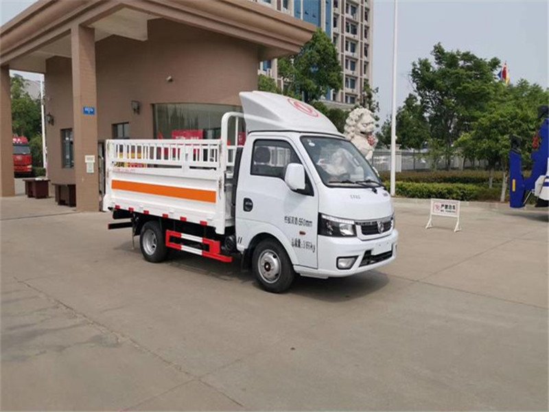 買藍牌氣瓶運輸車怎么選
