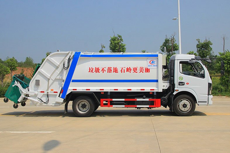 國六東風(fēng)大多利卡8方壓縮垃圾車