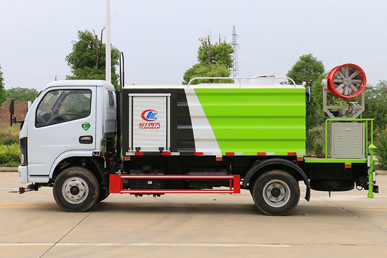 國六東風(fēng)小福瑞卡5噸抑塵車