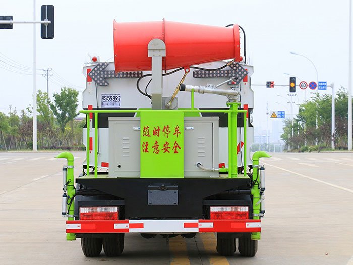 國六東風(fēng)小福瑞卡5噸抑塵車