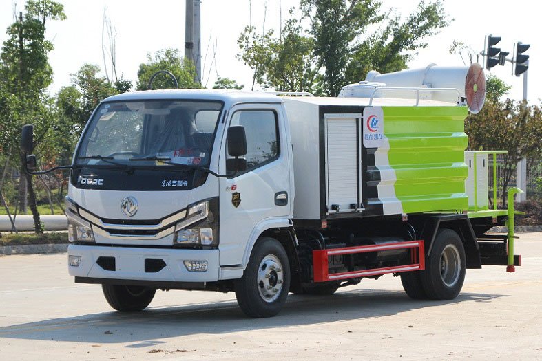 國六東風多利卡5噸多功能抑塵車