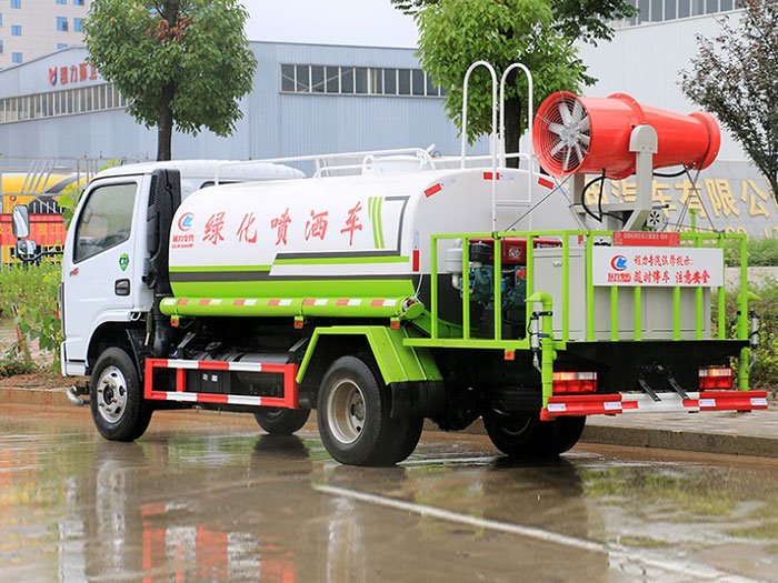 國六東風(fēng)小多利卡5方抑塵霧炮噴灑車
