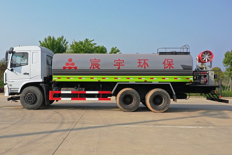 國(guó)六東風(fēng)D3L后八輪20噸噴霧車