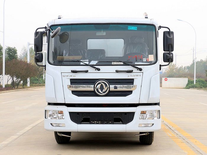 國六12-14噸東風D9灑水車
