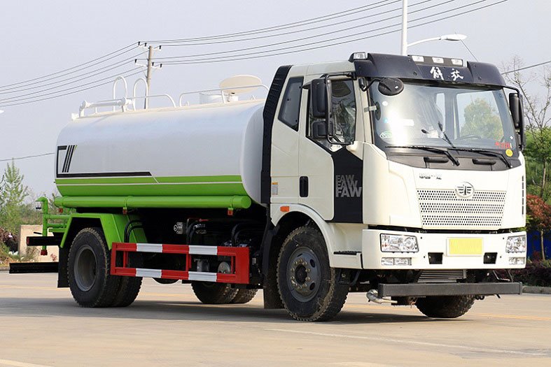 國六解放13噸灑水車