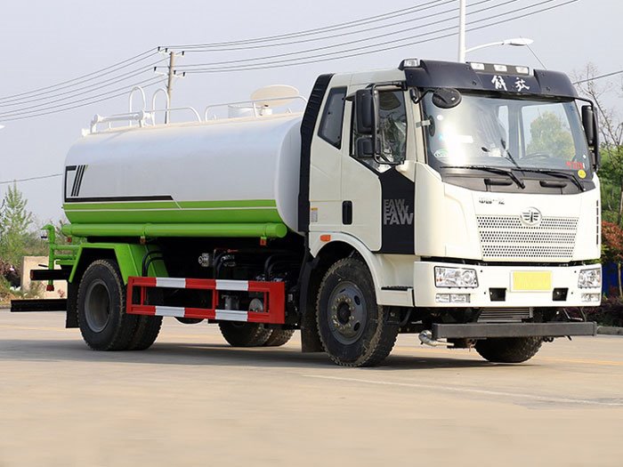 國六解放13噸灑水車