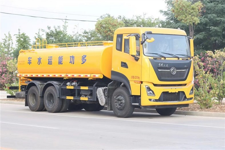 國六東風(fēng)天龍后八輪20噸灑水車