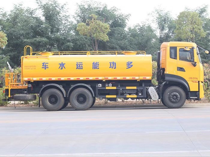 國六東風(fēng)天龍后八輪20噸灑水車