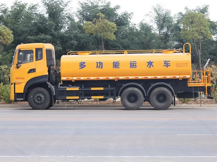 國六東風(fēng)天龍后八輪20噸灑水車