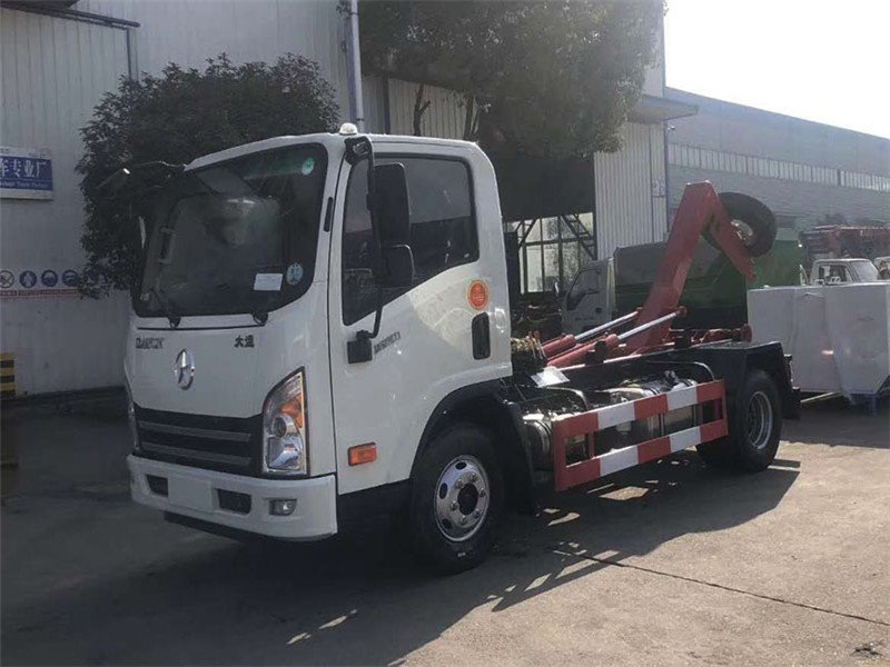 大運(yùn)藍(lán)牌6方勾臂垃圾車國六正宗車型