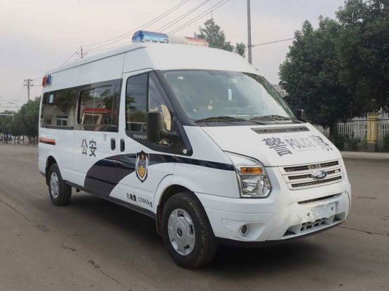 新世代V348長(zhǎng)軸中頂囚車