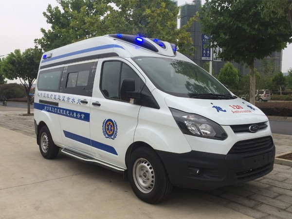 福特新全順V362中軸轉運型救護車/異形警燈