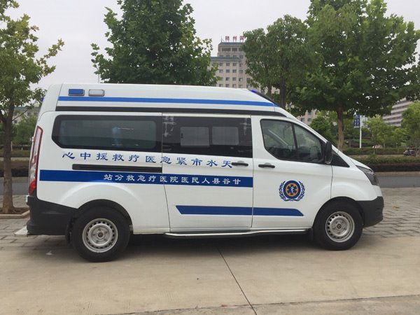 福特新全順V362中軸轉運型救護車/異形警燈