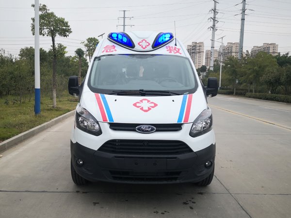 福特新全順V362中軸監(jiān)護型救護車/異形警燈