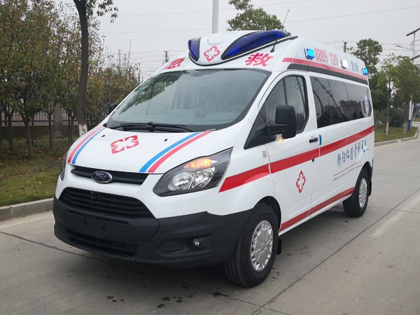 福特新全順V362中軸監(jiān)護型救護車/異形警燈