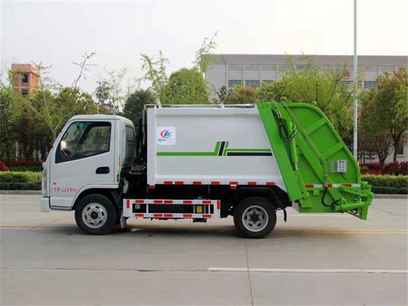 國六凱馬4方藍牌壓縮式垃圾車