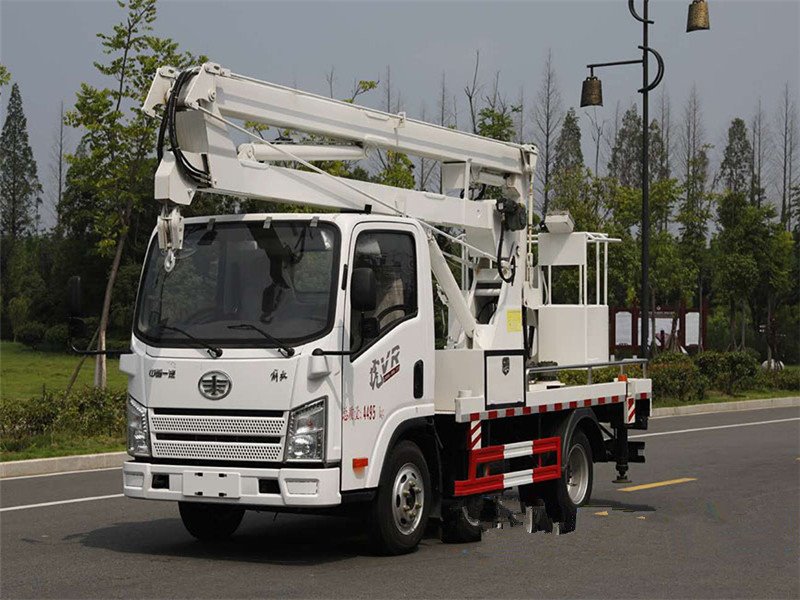 解放虎V藍(lán)牌13.5米國(guó)六高空升降作業(yè)車