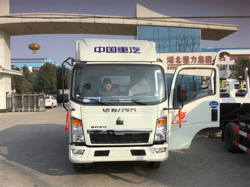重汽HOWO廣告宣傳車廠家報價