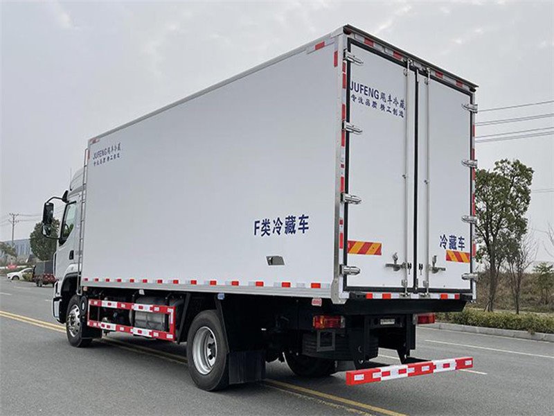 冷凍車中的極品車柳汽乘龍6米8國(guó)六冷藏車