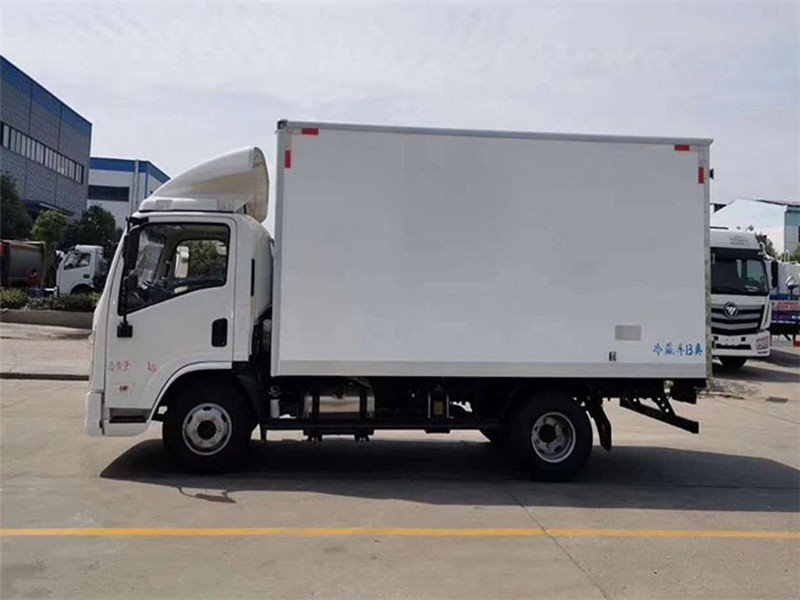 一款物美價(jià)廉的水果保鮮冷凍車(chē)