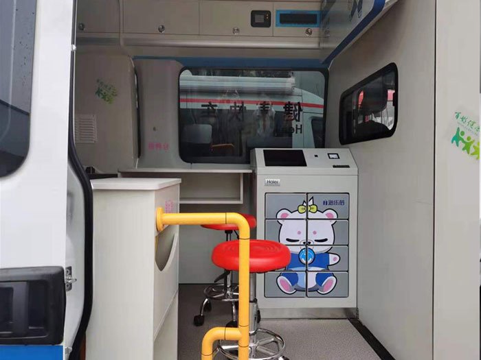 福特V348新冠疫苗接種車廠家報價-C照藍牌預防接種服務車