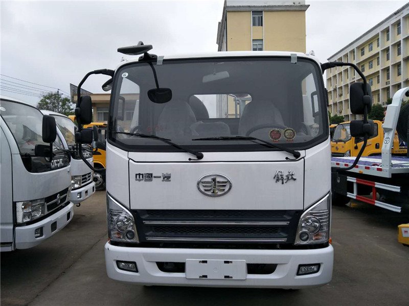 國六解放藍(lán)牌清障拖車