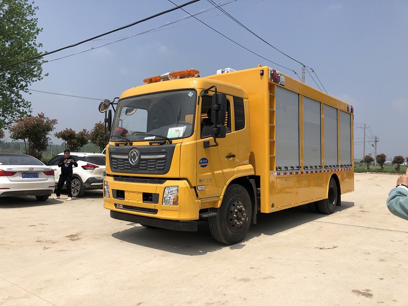 多功能工程救險車-排水搶險車