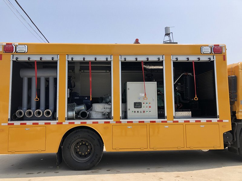 多功能工程救險車-排水搶險車