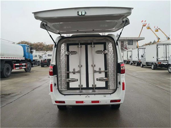福田國六G7藥品運輸冷藏車-面包冷藏車
