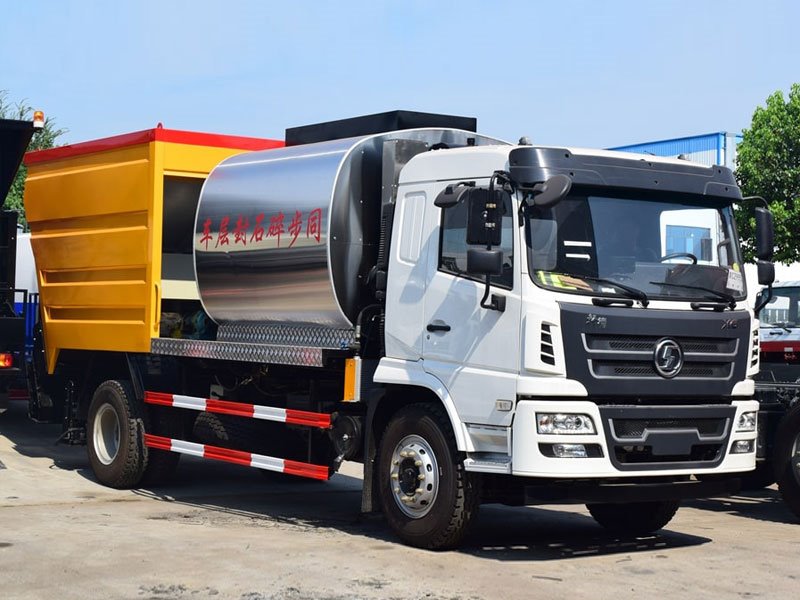 單橋同步碎石封層車