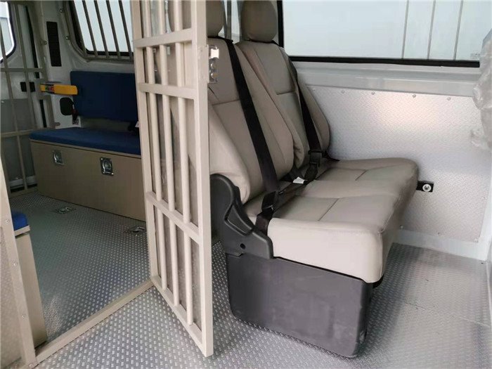 國六江鈴福特全順9人座法院警用囚車
