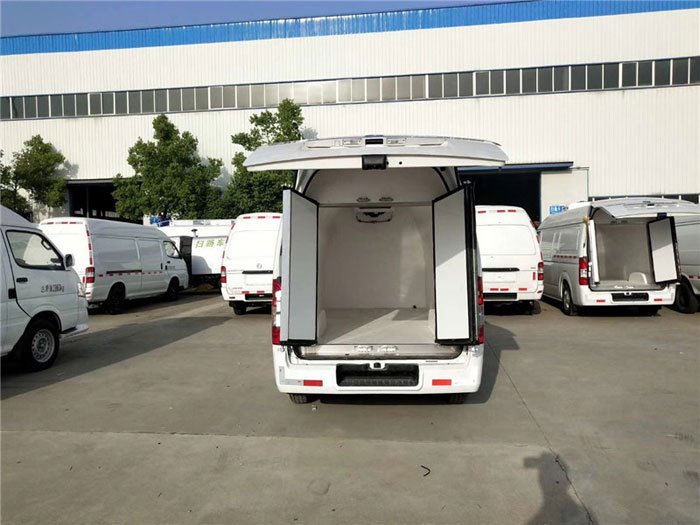 國六福田G7面包冷藏車