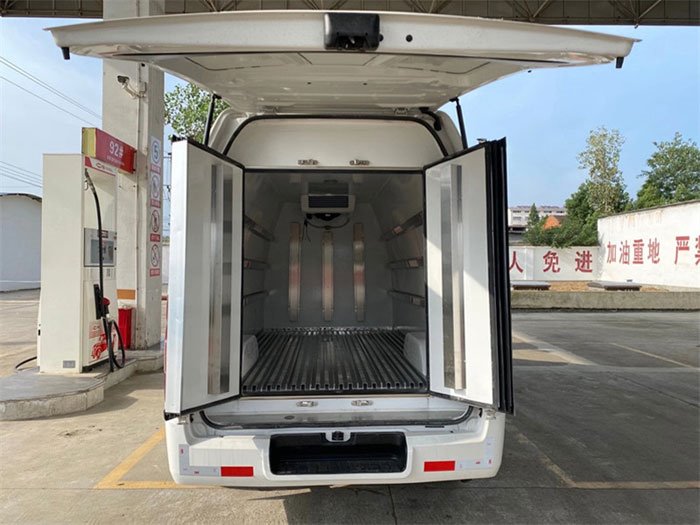 國六福田G7面包冷藏車